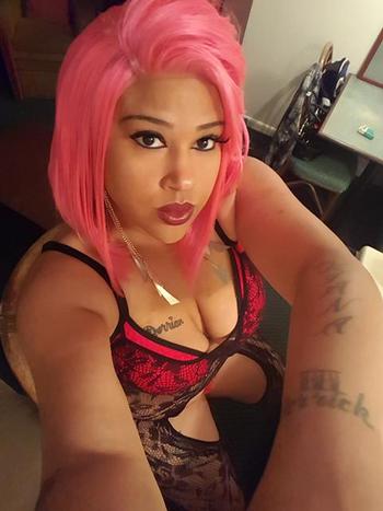 , 25  female escort, Houston