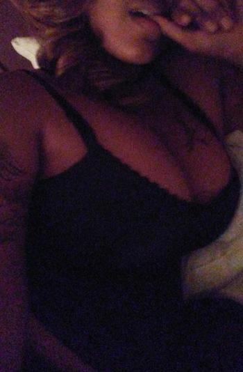 , 19 Latino/Hispanic female escort, Houston