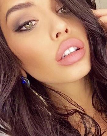 , 22  female escort, Houston