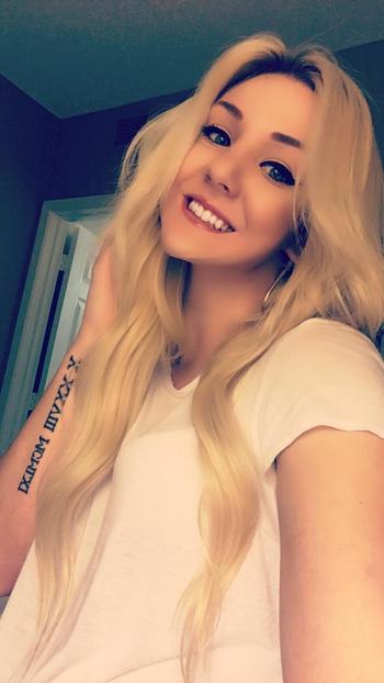 , 23  female escort, Houston