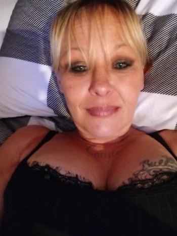 brandie, 46  female escort, Houston