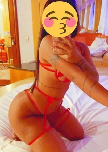 Mariana, 28  female escort, Houston