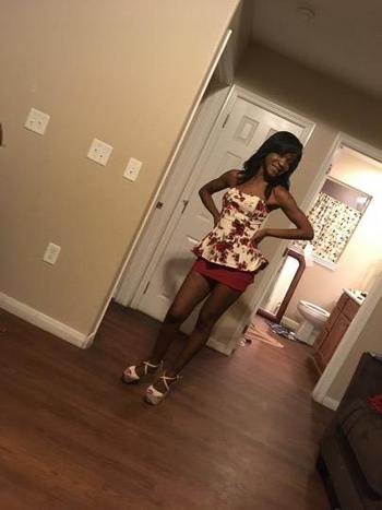 Foxxy, 28  female escort, Houston