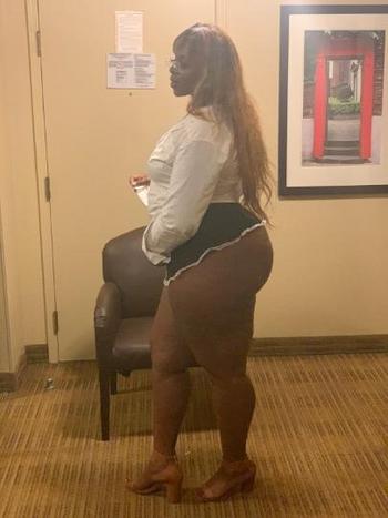 Stallion Red, 24  female escort, Houston