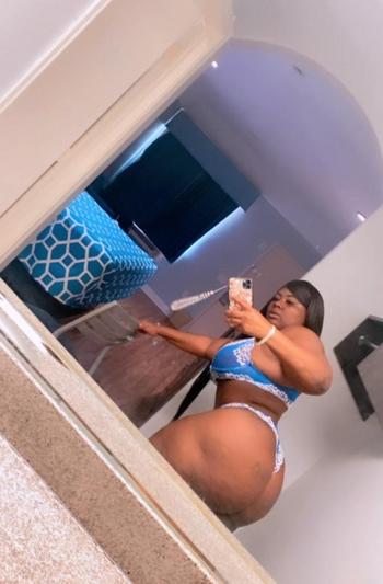 Cherry, 24  female escort, Houston