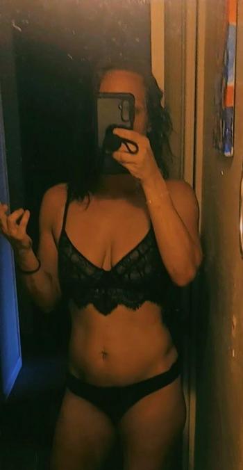 713-653-3594, 35  female escort, Houston