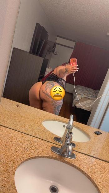 Fenna, 28  female escort, Houston