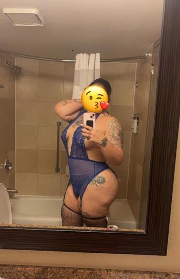 Snow, 29  female escort, Houston