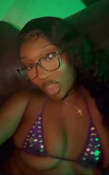 Blu, 21  female escort, Houston