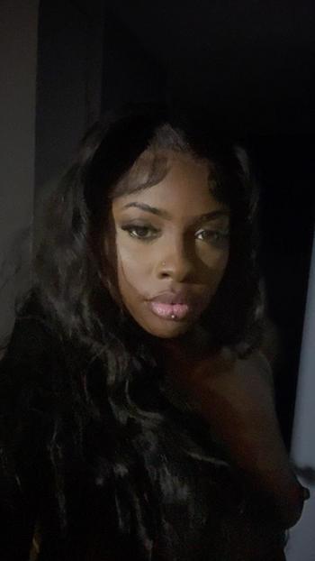 Caress, 23  female escort, Houston