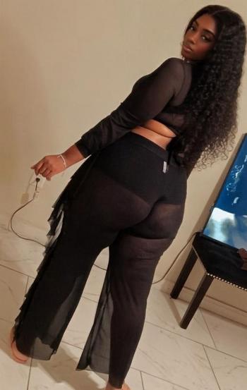 832-972-9172, 27  female escort, Houston