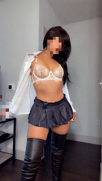 832-690-3866, 22  female escort, Houston