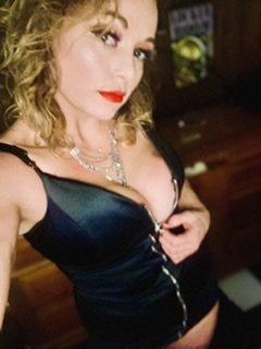 escort photo 5